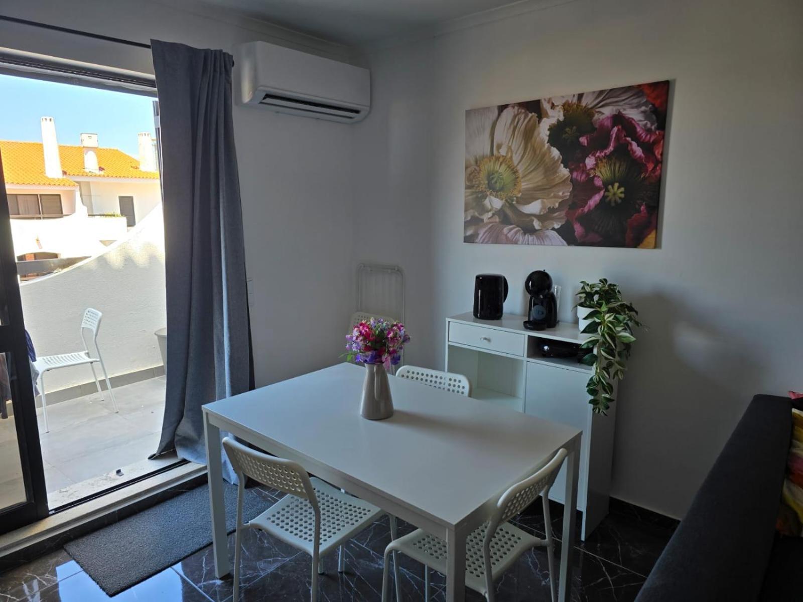 Studio Rua Dos Bares Em Albufeira Luaran gambar